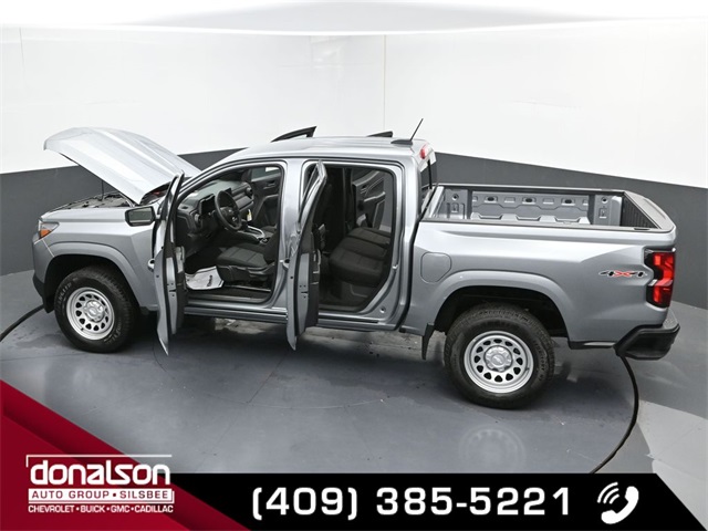 new 2025 Chevrolet Colorado car, priced at $33,978