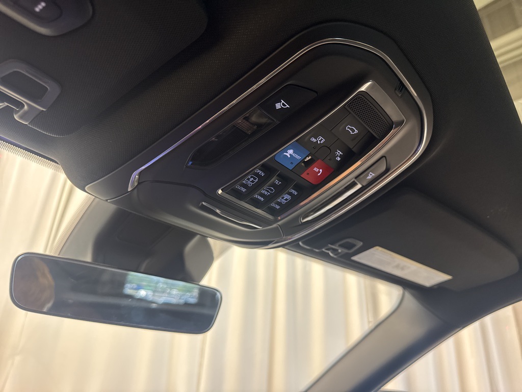 new 2025 Jeep Grand Cherokee L car, priced at $50,917