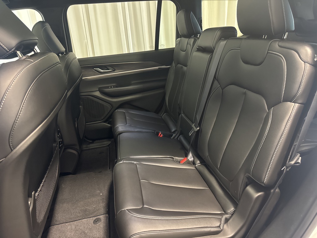 new 2025 Jeep Grand Cherokee L car, priced at $50,917