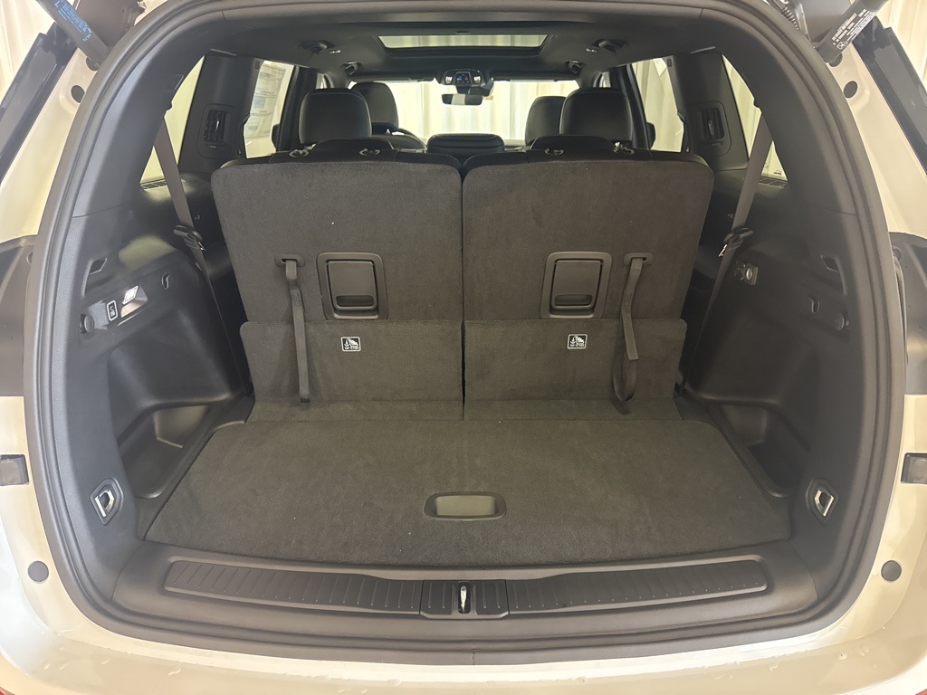 new 2025 Jeep Grand Cherokee L car, priced at $50,917