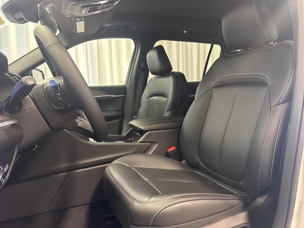 new 2025 Jeep Grand Cherokee L car, priced at $50,917