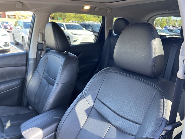 used 2019 Nissan Rogue car, priced at $18,940