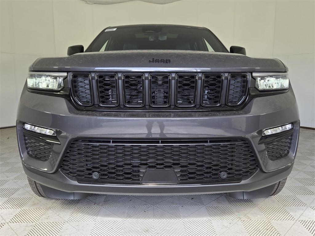 new 2025 Jeep Grand Cherokee car, priced at $49,930