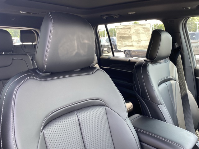 new 2025 Jeep Grand Cherokee L car, priced at $42,927
