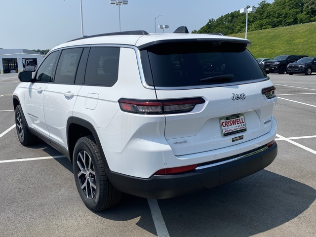 new 2025 Jeep Grand Cherokee L car, priced at $42,927
