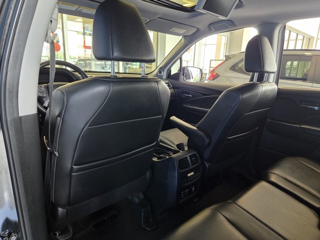 used 2018 Honda Pilot car, priced at $23,677