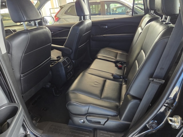 used 2018 Honda Pilot car, priced at $23,677