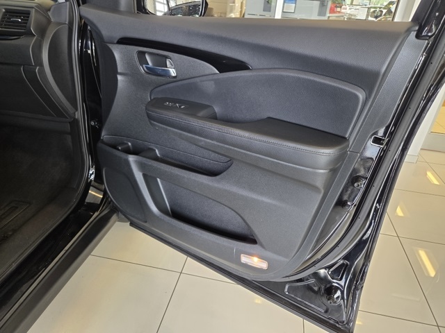 used 2018 Honda Pilot car, priced at $23,677
