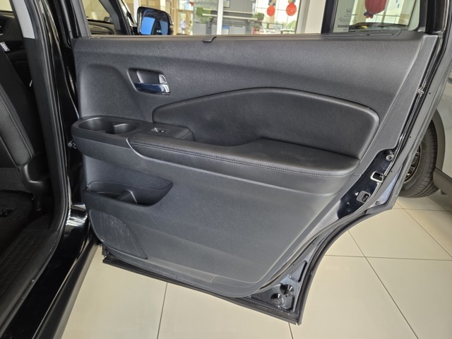used 2018 Honda Pilot car, priced at $23,677