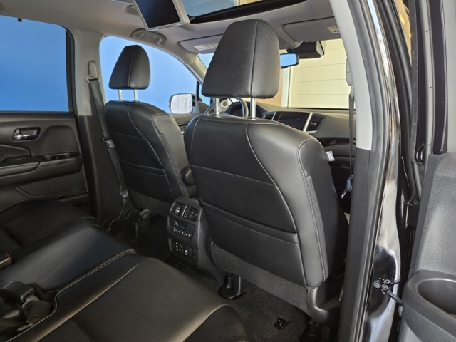 used 2018 Honda Pilot car, priced at $23,677