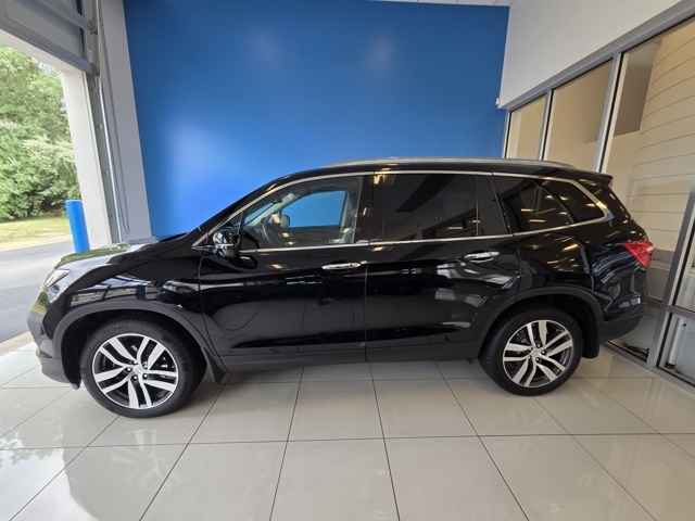 used 2018 Honda Pilot car, priced at $23,677