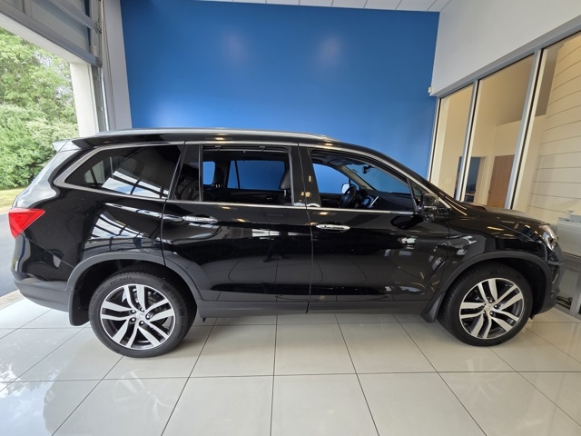 used 2018 Honda Pilot car, priced at $23,677