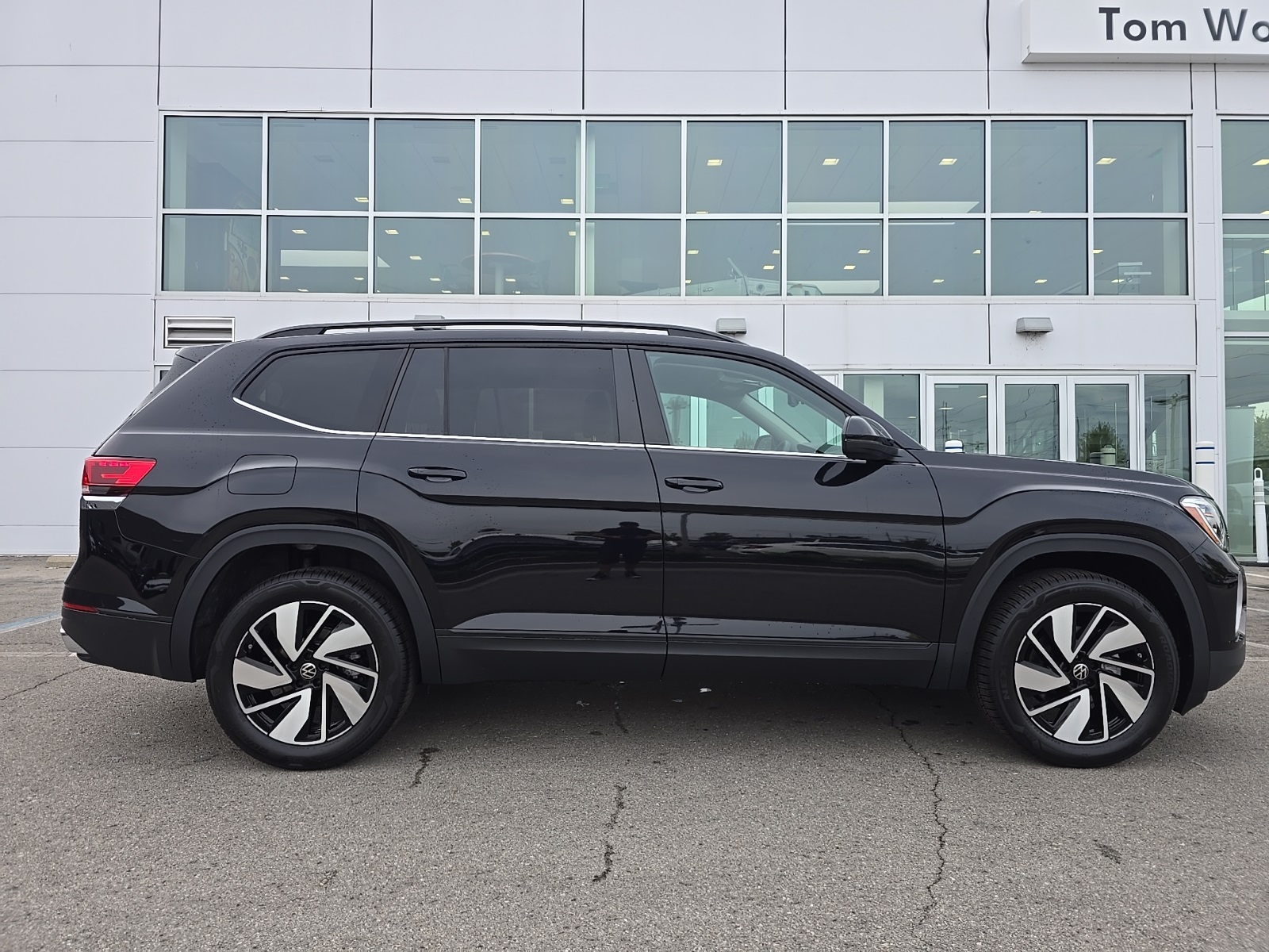 new 2026 Volkswagen Atlas car