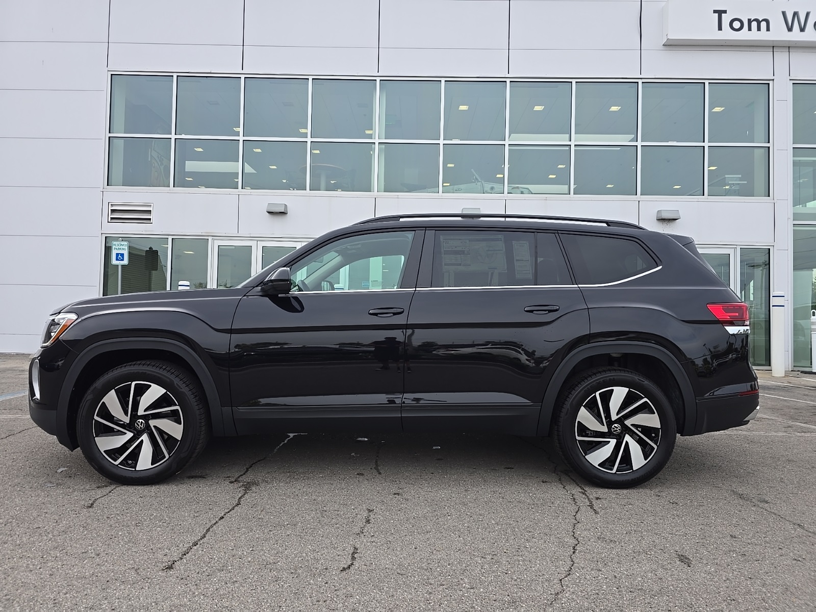 new 2026 Volkswagen Atlas car