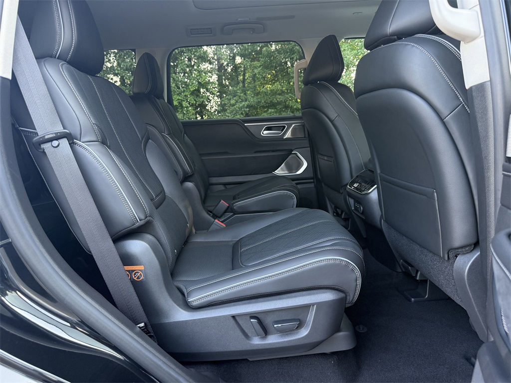 new 2025 INFINITI QX80 car, priced at $94,840