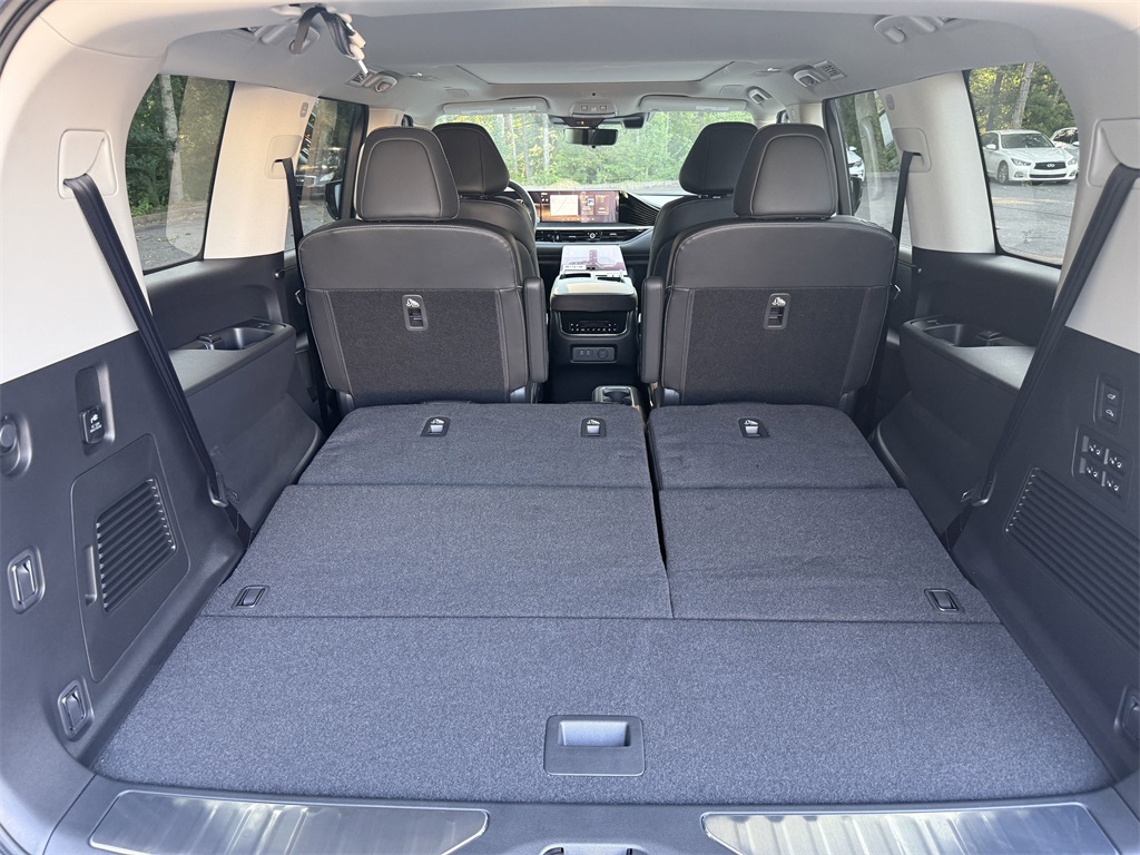 new 2025 INFINITI QX80 car, priced at $94,840