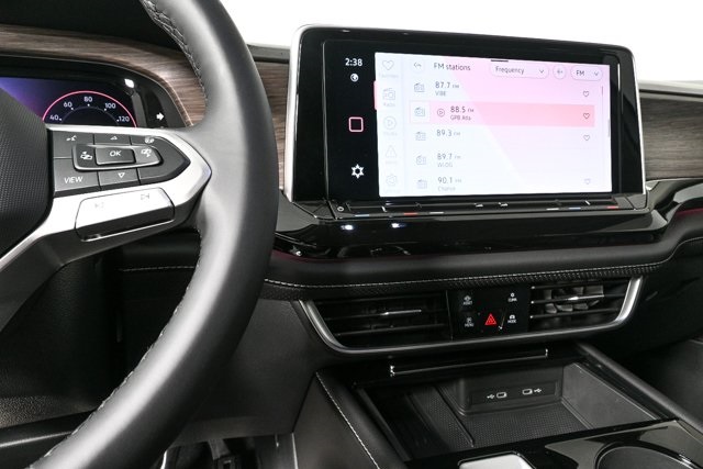 new 2025 Volkswagen Atlas car, priced at $58,028