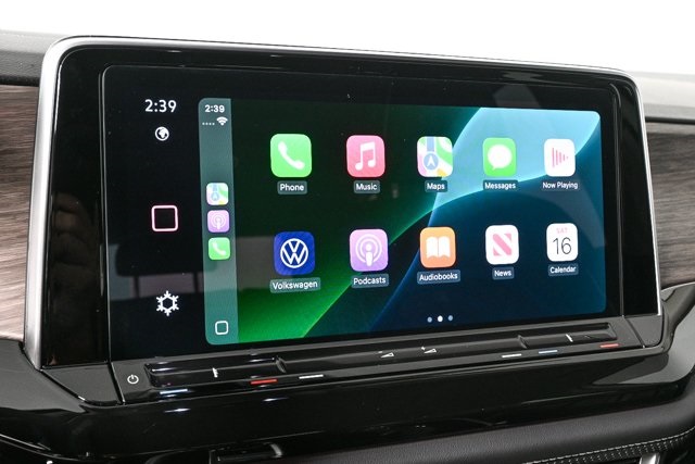 new 2025 Volkswagen Atlas car, priced at $58,028