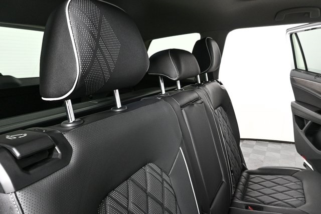 new 2025 Volkswagen Atlas car, priced at $58,028