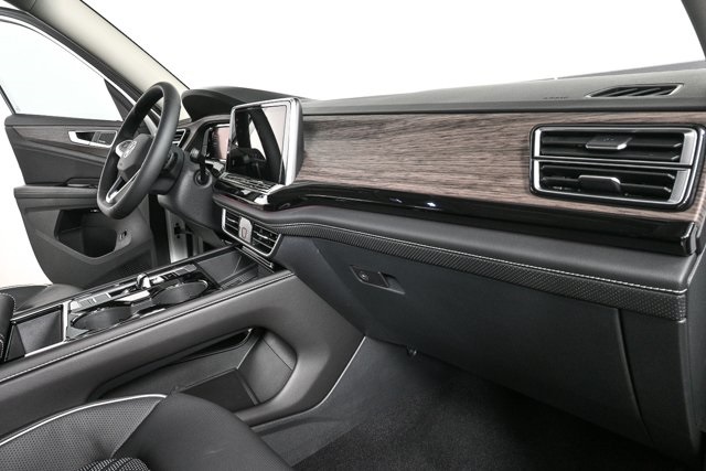 new 2025 Volkswagen Atlas car, priced at $58,028