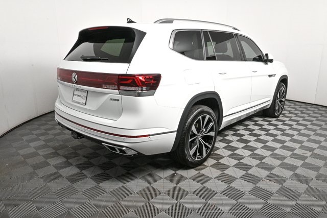 new 2025 Volkswagen Atlas car, priced at $58,028