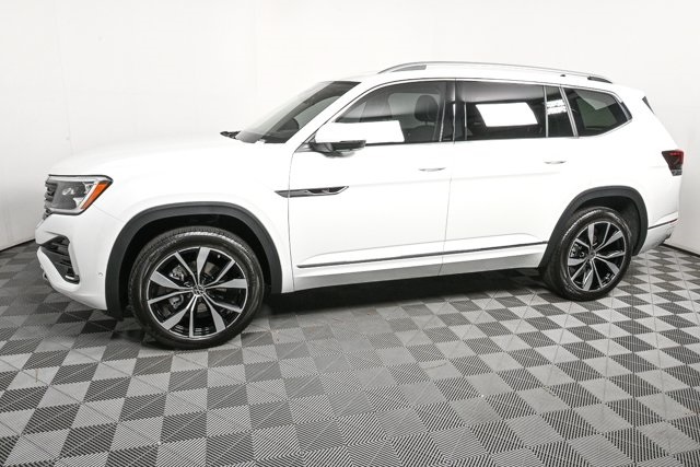 new 2025 Volkswagen Atlas car, priced at $58,028