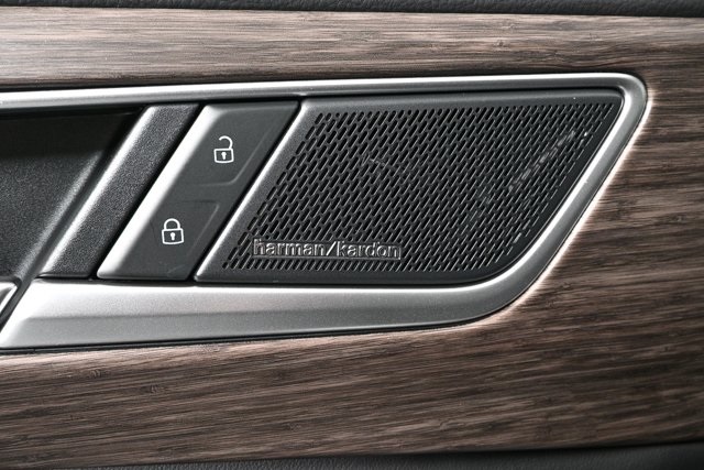 new 2025 Volkswagen Atlas car, priced at $58,028