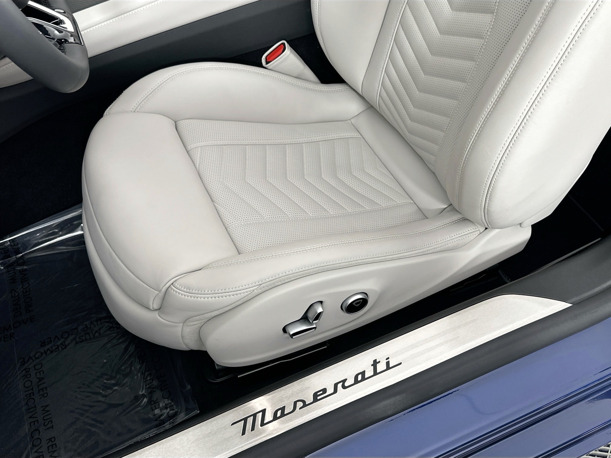 new 2025 Maserati GranCabrio car, priced at $187,055