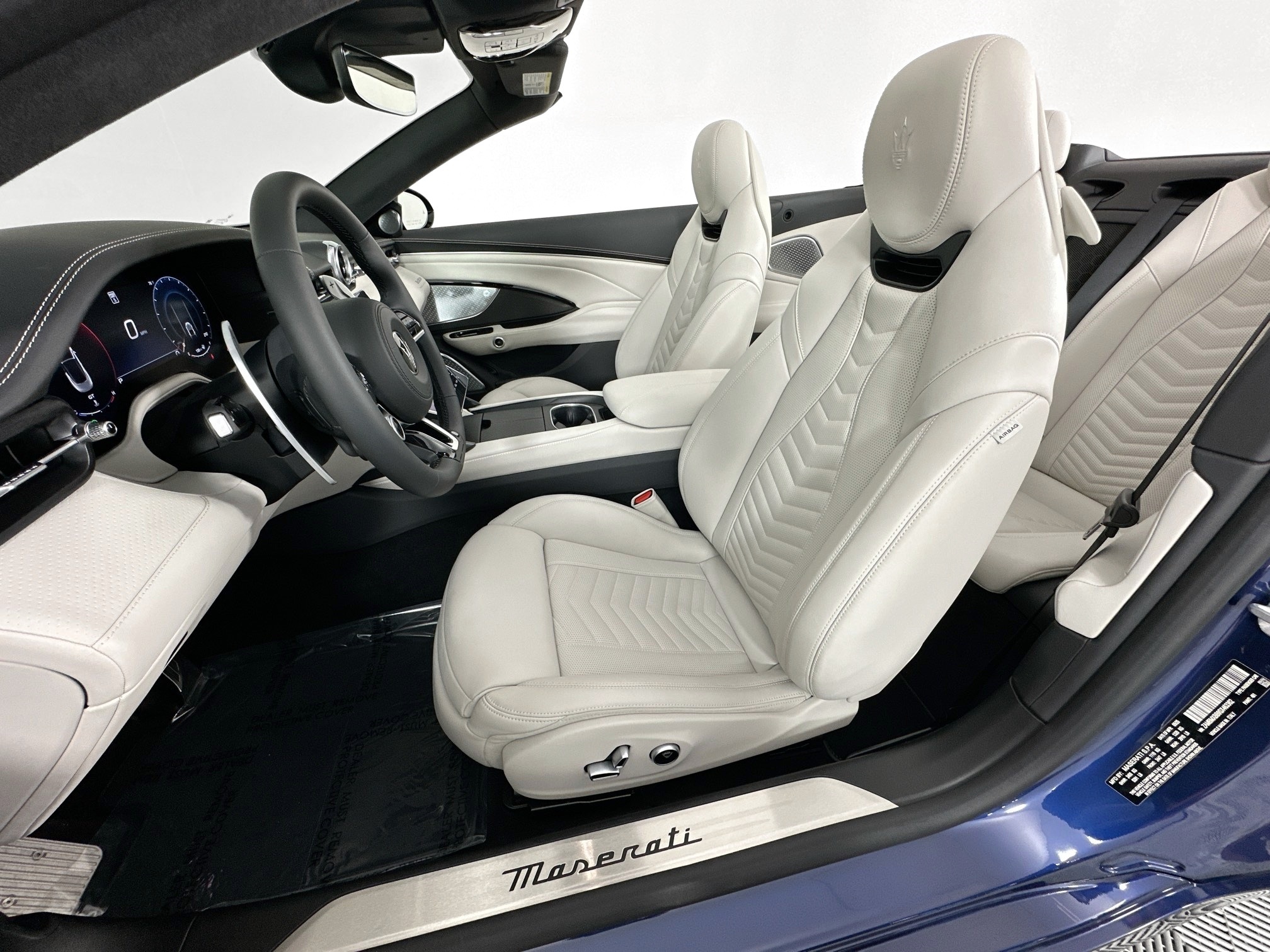 new 2025 Maserati GranCabrio car, priced at $187,055