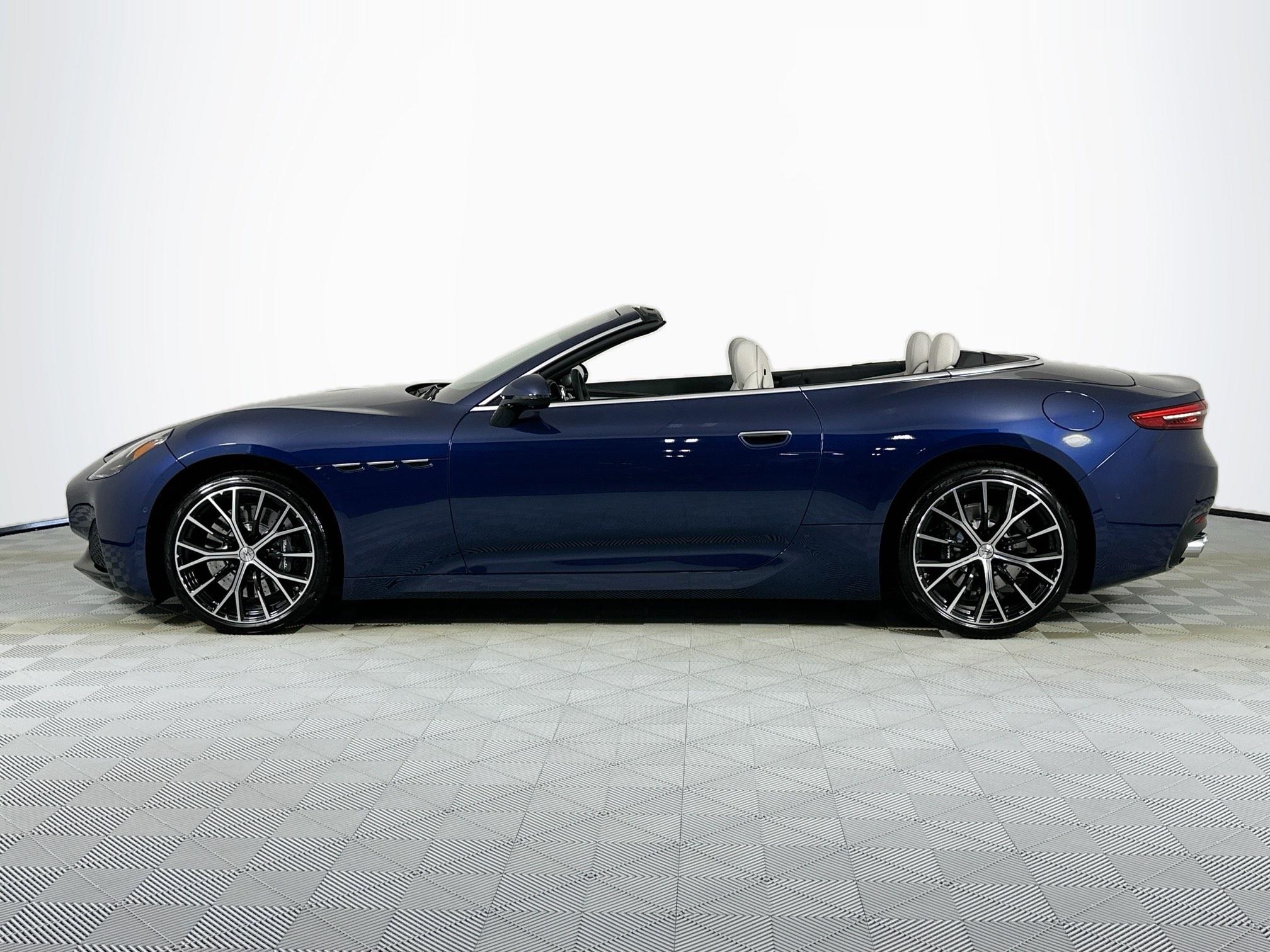 new 2025 Maserati GranCabrio car, priced at $187,055