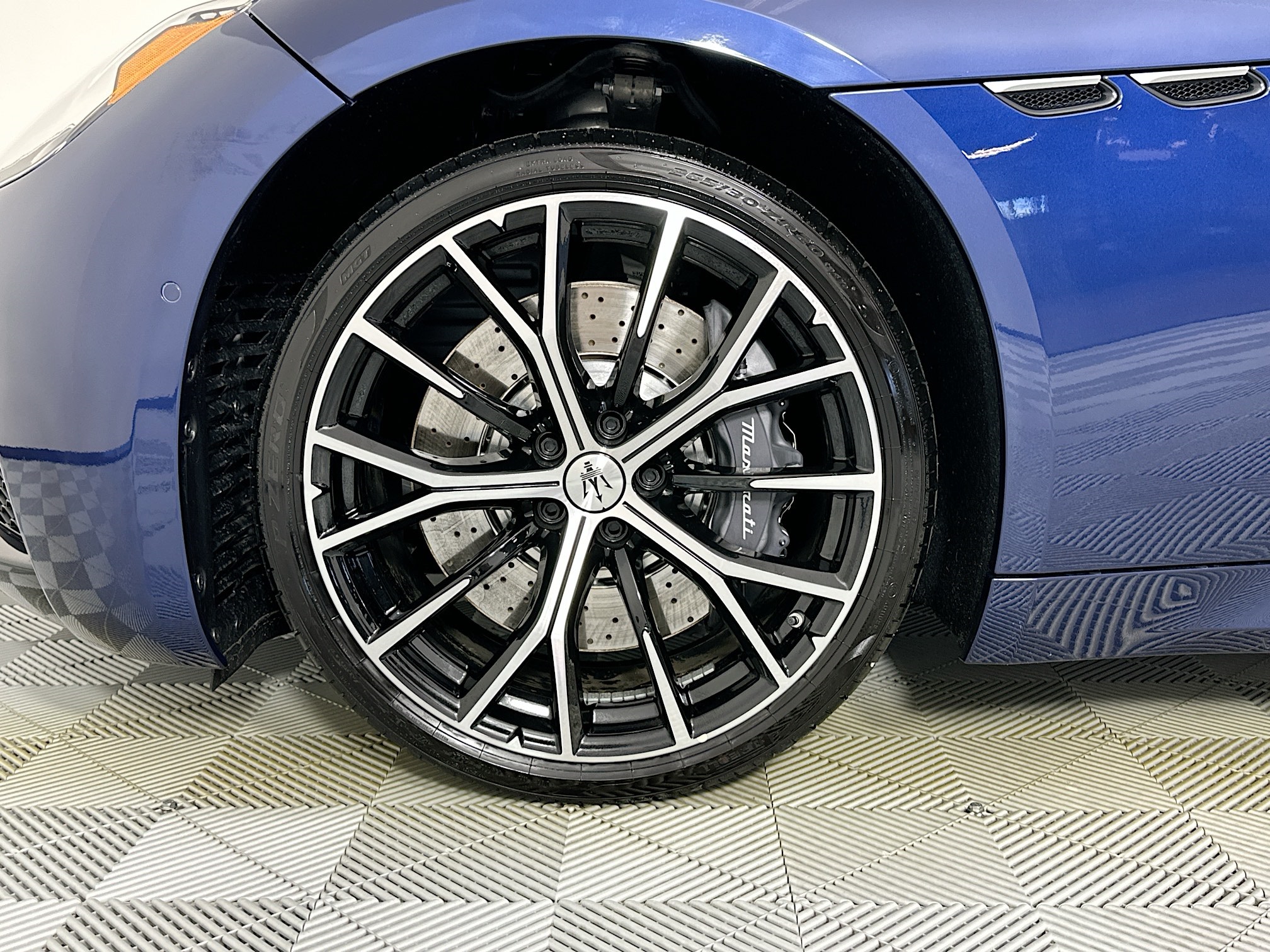 new 2025 Maserati GranCabrio car, priced at $187,055