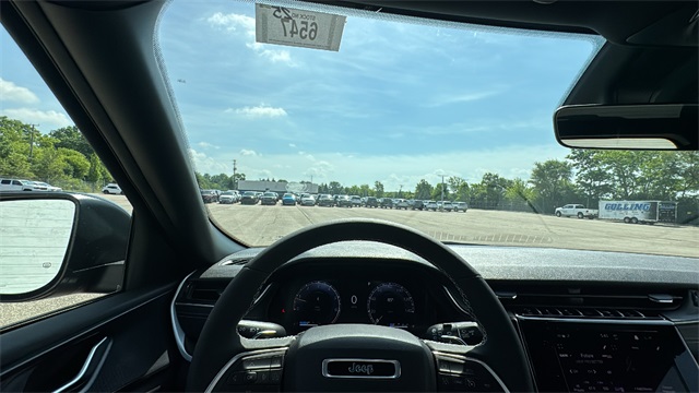 new 2025 Jeep Grand Cherokee car, priced at $42,848