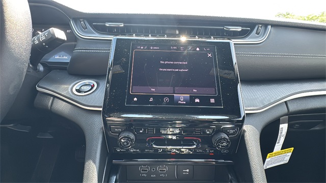 new 2025 Jeep Grand Cherokee car, priced at $42,848
