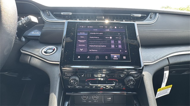 new 2025 Jeep Grand Cherokee car, priced at $42,848