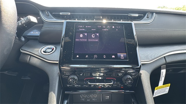 new 2025 Jeep Grand Cherokee car, priced at $42,848