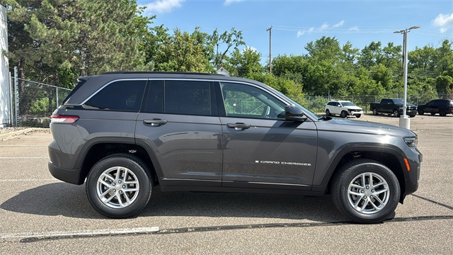 new 2025 Jeep Grand Cherokee car, priced at $42,848