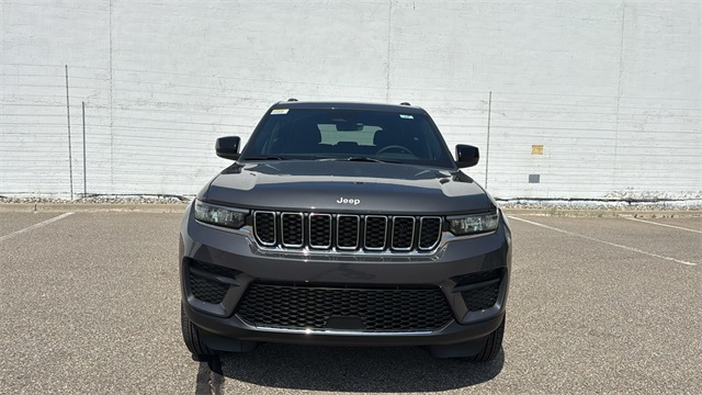 new 2025 Jeep Grand Cherokee car, priced at $42,848