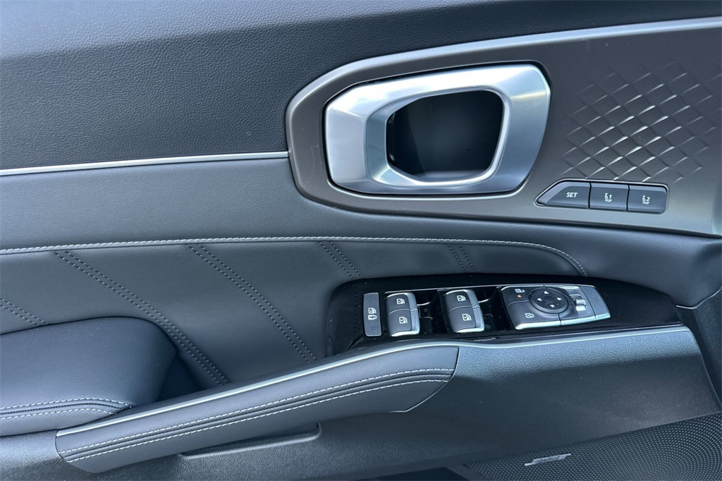 new 2026 Kia Sorento Plug-In Hybrid car, priced at $56,105