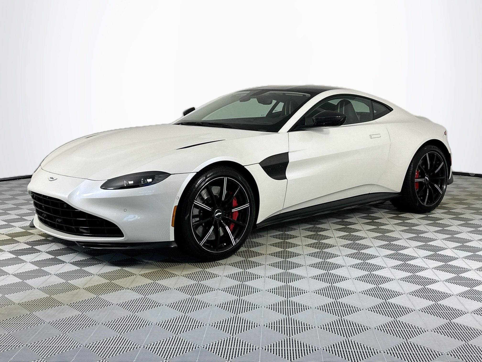 used 2021 Aston Martin Vantage car, priced at $124,998
