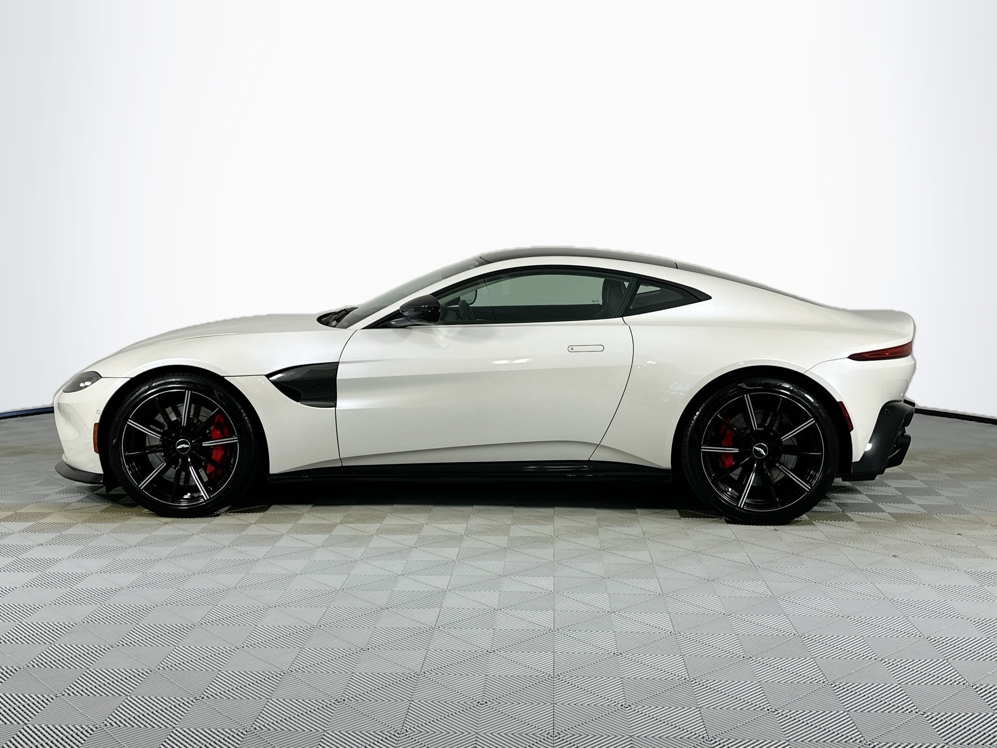 used 2021 Aston Martin Vantage car, priced at $124,998