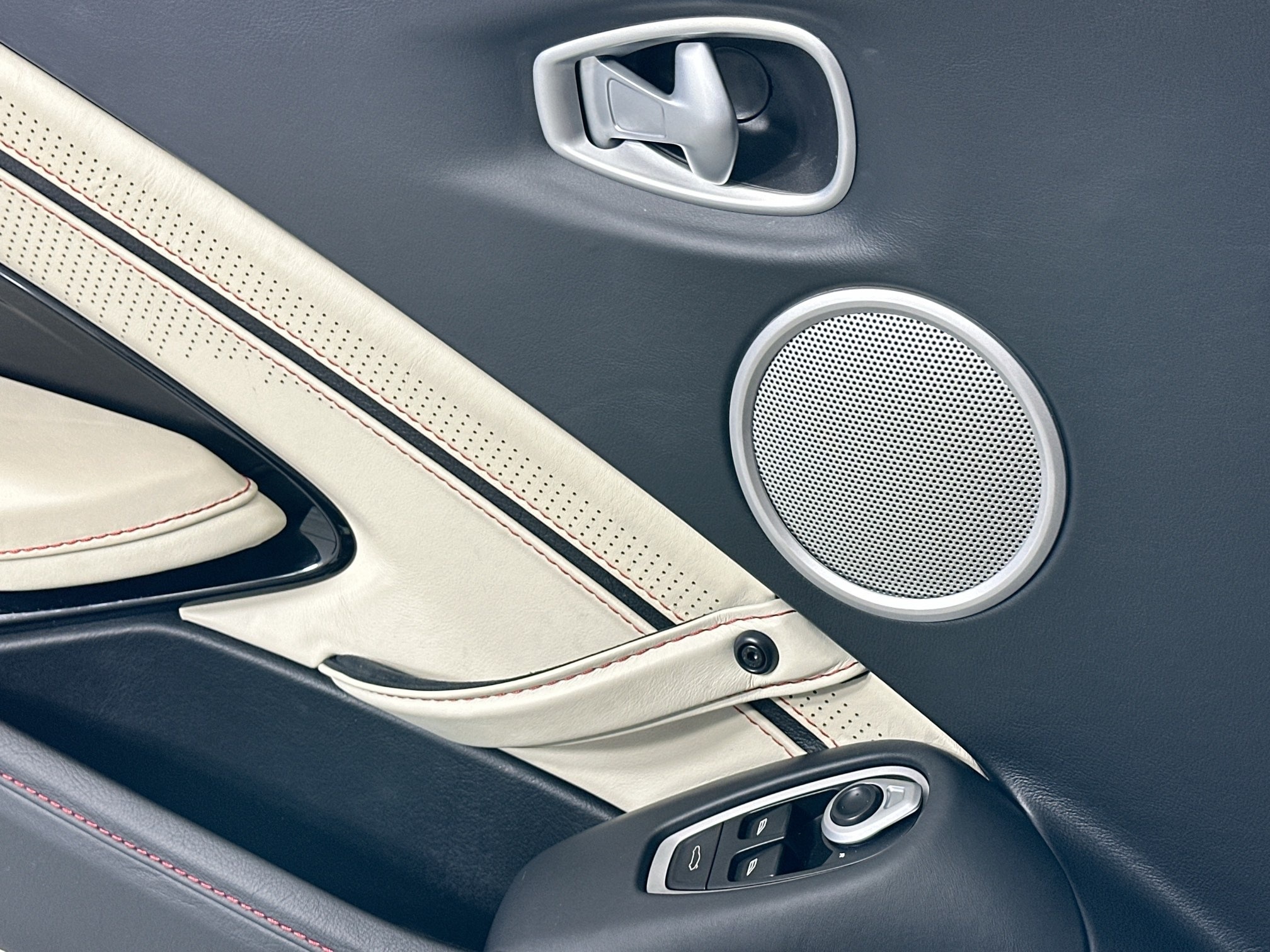 used 2021 Aston Martin Vantage car, priced at $124,998