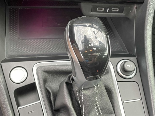 used 2022 Volkswagen Jetta car, priced at $21,341
