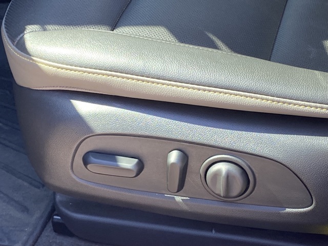 used 2024 Chevrolet Trax car, priced at $23,620