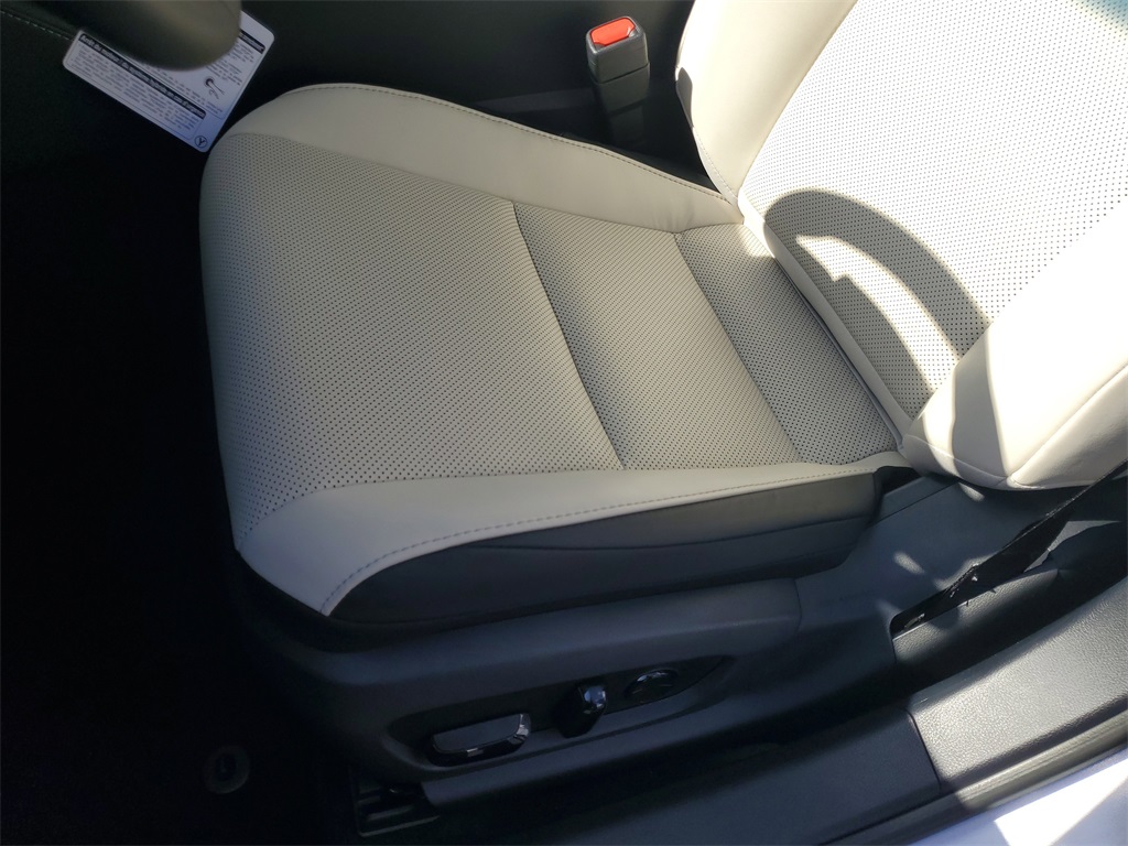 new 2025 Lexus ES car, priced at $48,354