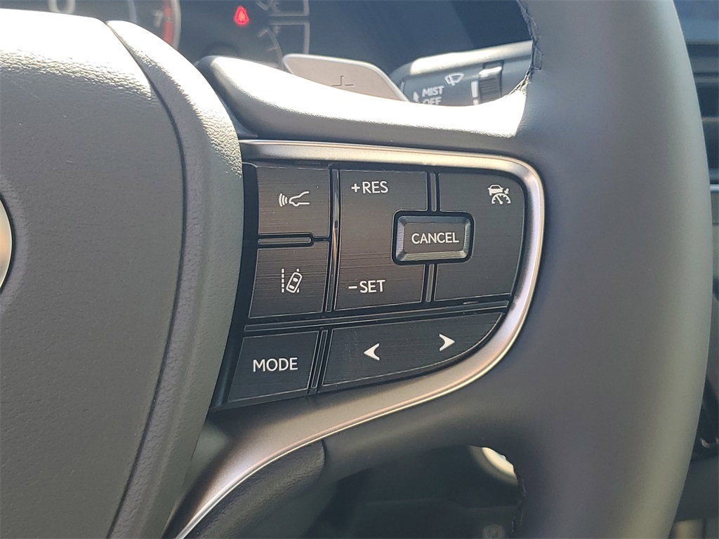 new 2025 Lexus ES car, priced at $48,354