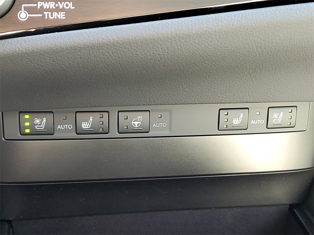 new 2025 Lexus ES car, priced at $48,354
