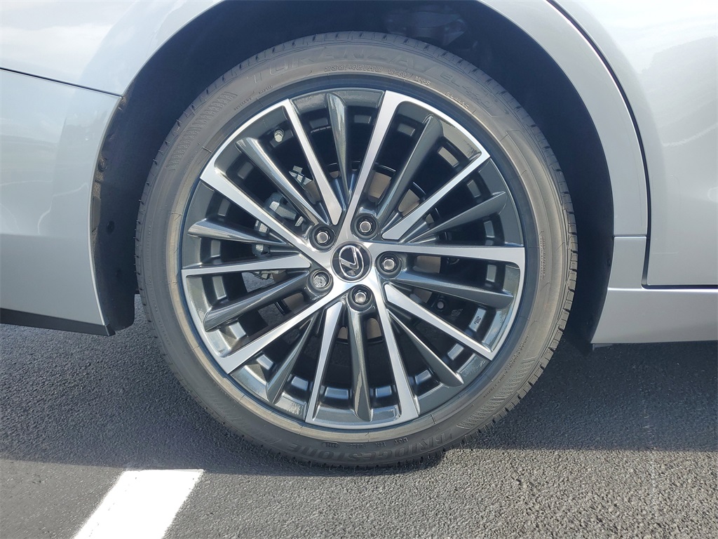 new 2025 Lexus ES car, priced at $48,354