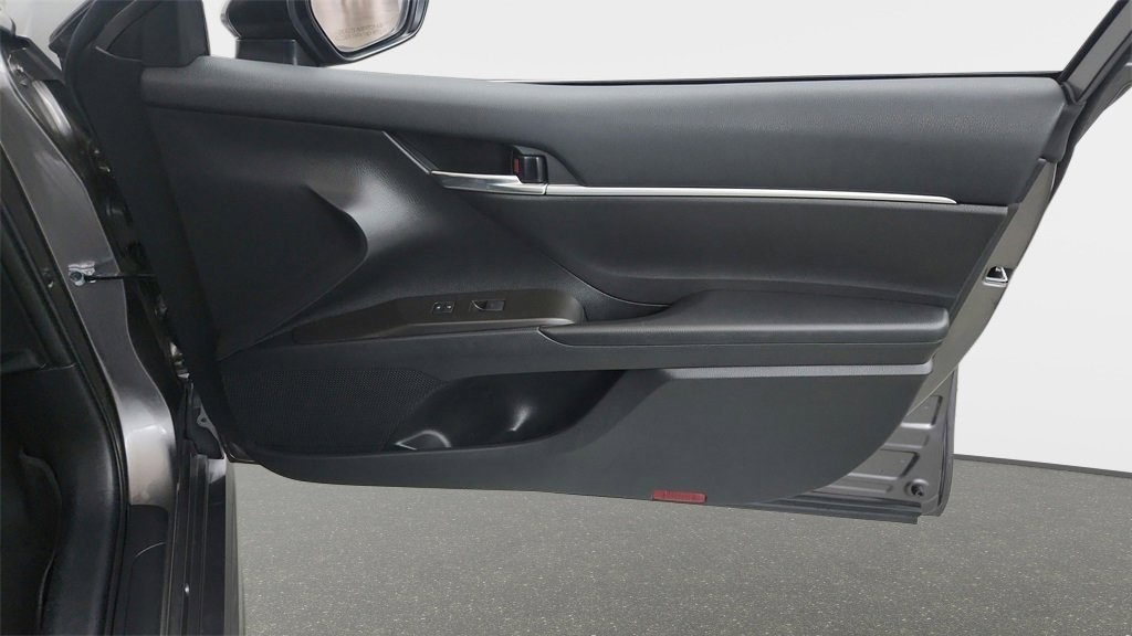 used 2022 Toyota Camry Hybrid car, priced at $23,815