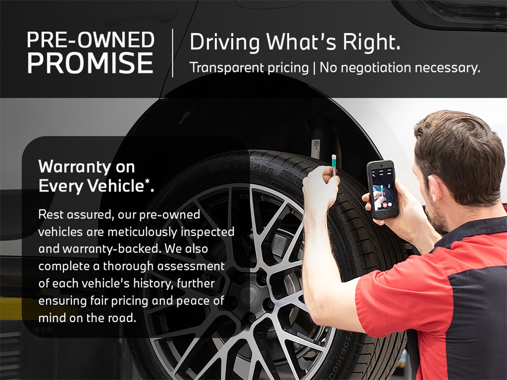 used 2022 Toyota Camry Hybrid car, priced at $23,815