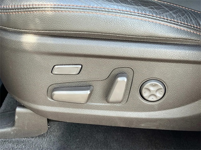 used 2020 Hyundai Santa Fe car, priced at $25,888
